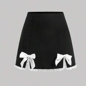 SHEIN Black Mini Skirt with White Bow Details